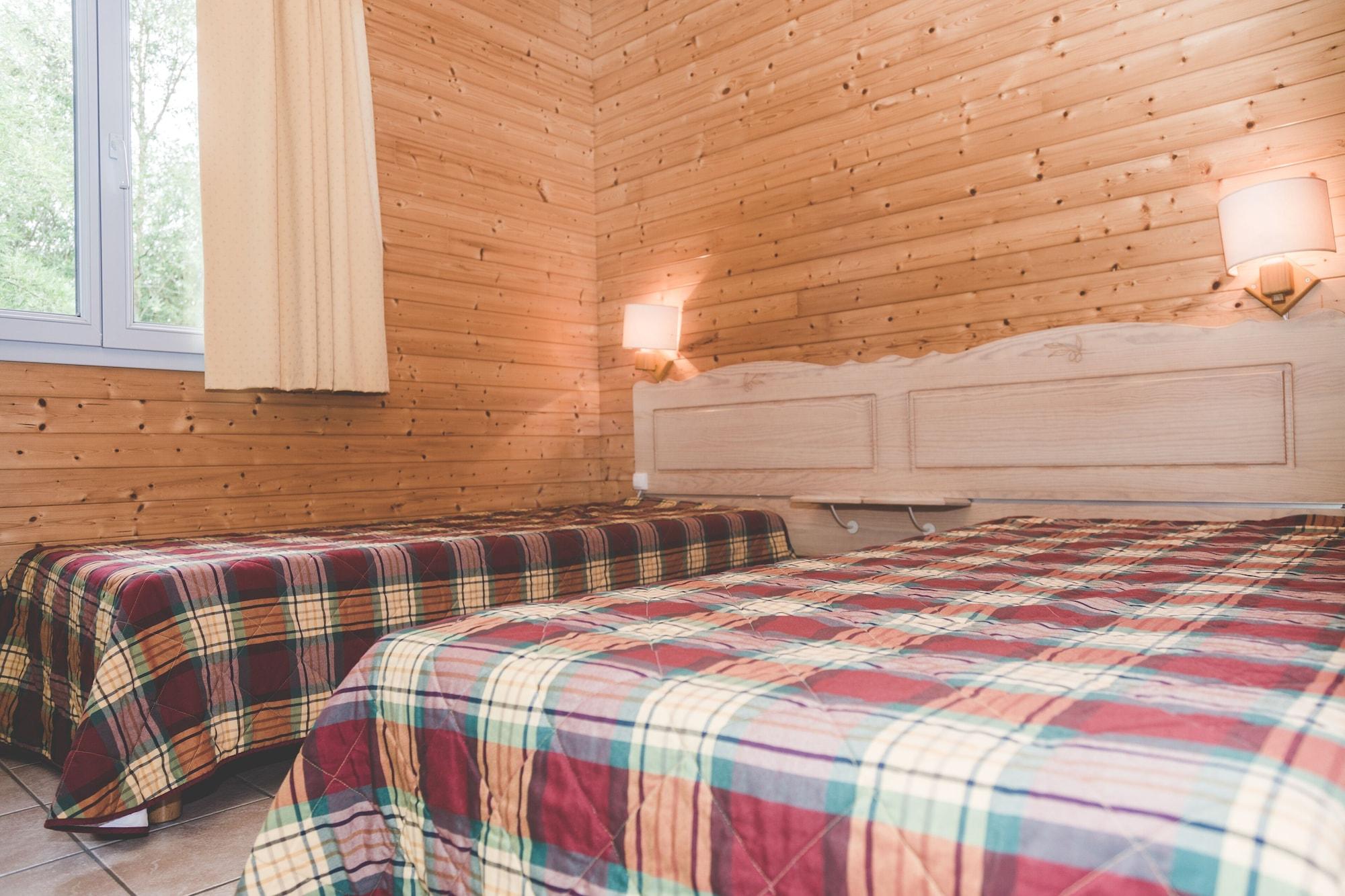 Terres De France - Natura Resort Pescalis Moncoutant Εξωτερικό φωτογραφία