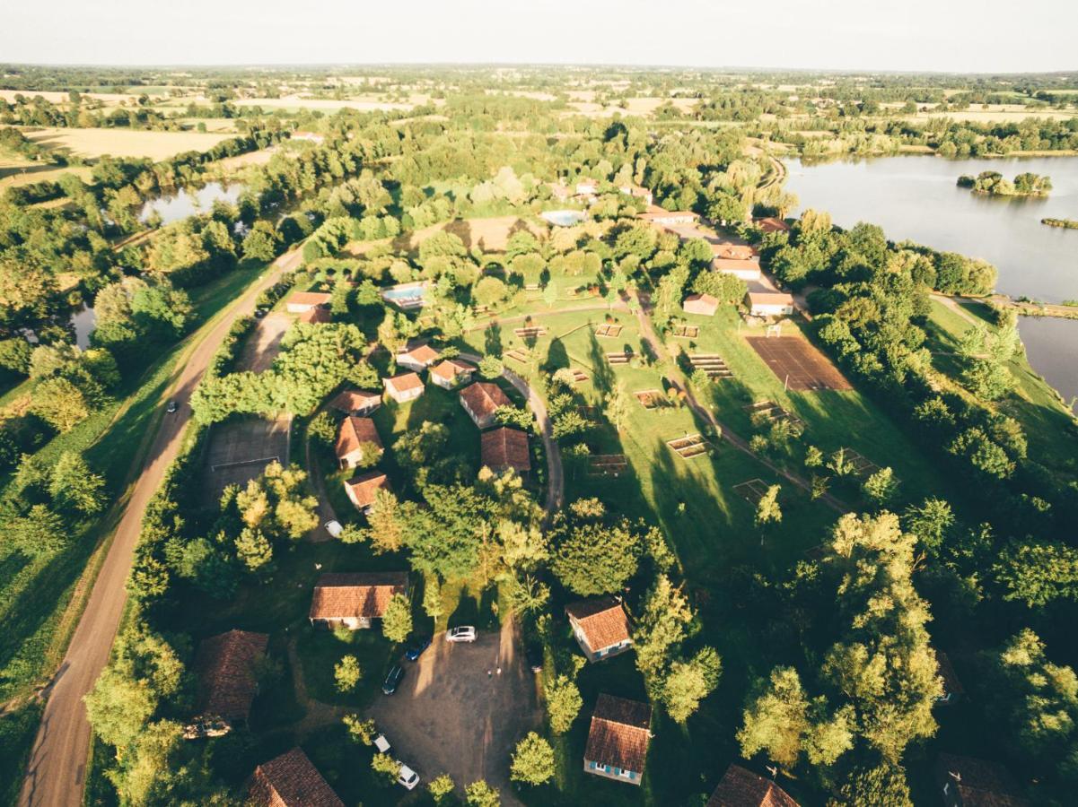 Terres De France - Natura Resort Pescalis Moncoutant Εξωτερικό φωτογραφία